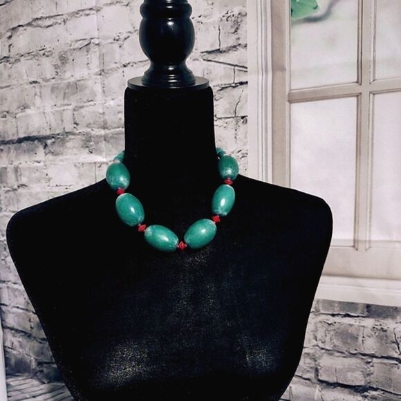 VINTAGE BOHO STYLE AQUA SPLASH AND PINK BURST WOOD BEAD NECKLACE - Picture 1 of 7